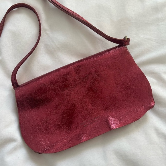 Chic Italian leather Bag – Like New Condition - Picture 3 of 9